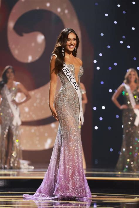 los mejores vestidos de miss universo 2023